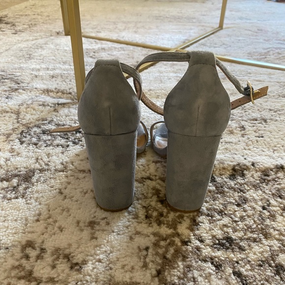 Steve Madden Baby Blue Heels - Picture 3 of 4